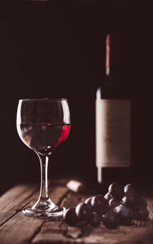 copa vino y botella - Poso de las botellas de vino